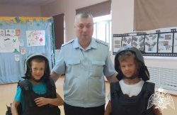 Всероссийская акция «Каникулы с Рогвардией» прошла в Тюменской области Всероссийская акция «Каникулы с Рогвардией» прошла в Тюменской области