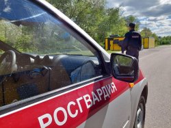 Росгвардейцы оказали помощь местной жительнице, получившей травму при падении Росгвардейцы оказали помощь местной жительнице, получившей травму при падении