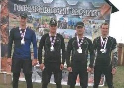 Сотрудники вневедомственной охраны в Тюменской области завоевали «серебро» экстремального забега «Голышмановский характер» Сотрудники вневедомственной охраны в Тюменской области завоевали «серебро» экстремального забега «Голышмановский характер»