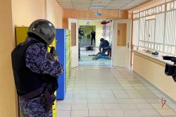 Росгвардия приняла участие во Всероссийских антитеррористических учениях в преддверии нового учебного года на Ямале Росгвардия приняла участие во Всероссийских антитеррористических учениях в преддверии нового учебного года на Ямале