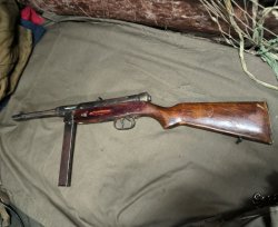 Челябинские росгвардейцы пополнили экспозицию «Автобуса Победы»