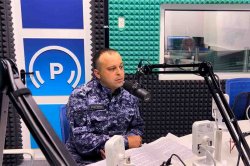 Офицер Росгвардии рассказал ямальским радиослушателям о вопросах кадрового обеспечения ведомства Офицер Росгвардии рассказал ямальским радиослушателям о вопросах кадрового обеспечения ведомства