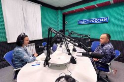 Офицер Росгвардии рассказал ямальским радиослушателям о вопросах кадрового обеспечения ведомства Офицер Росгвардии рассказал ямальским радиослушателям о вопросах кадрового обеспечения ведомства