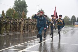 Полку Росгвардии имени Героя России Ахмата-Хаджи Кадырова вручено Боевое знамя нового образца Полку Росгвардии имени Героя России Ахмата-Хаджи Кадырова вручено Боевое знамя нового образца
