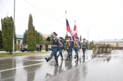 Полку Росгвардии имени Героя России Ахмата-Хаджи Кадырова вручено Боевое знамя нового образца Полку Росгвардии имени Героя России Ахмата-Хаджи Кадырова вручено Боевое знамя нового образца