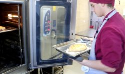 К всероссийской ведомственной акции «Кухни народов России» присоединились росгвардейцы в Тюмени К всероссийской ведомственной акции «Кухни народов России» присоединились росгвардейцы в Тюмени