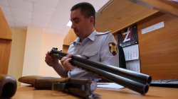 Росгвардейцы за неделю проверили около 130 владельцев оружия в Тамбовской области Росгвардейцы за неделю проверили около 130 владельцев оружия в Тамбовской области