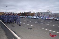 В Самаре сотрудники Росгвардии приняли участие в гарнизонном строевом смотре В Самаре сотрудники Росгвардии приняли участие в гарнизонном строевом смотре