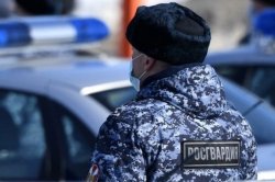 Северодвинский наряд Росгвардии задержал вора-рецидивиста, подозреваемого в магазинной краже Северодвинский наряд Росгвардии задержал вора-рецидивиста, подозреваемого в магазинной краже