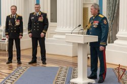 В Кремле вручили государственные и ведомственные награды военнослужащим Росгвардии и сотрудникам ФСО В Кремле вручили государственные и ведомственные награды военнослужащим Росгвардии и сотрудникам ФСО