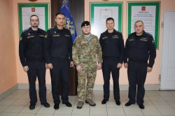 Судебные приставы пообщались с участником спецоперации Судебные приставы пообщались с участником спецоперации