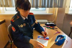 На Ямале подшефные кадеты Росгвардии изготовили праздничные открытки ко Дню защитника отчества На Ямале подшефные кадеты Росгвардии изготовили праздничные открытки ко Дню защитника отчества