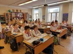 Ребята из подшефного Росгвардии класса приняли участие в акции «Письмо солдату» Ребята из подшефного Росгвардии класса приняли участие в акции «Письмо солдату»