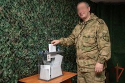 Росгвардейцы в районах проведения СВО досрочно проголосовали на выборах главы государства Росгвардейцы в районах проведения СВО досрочно проголосовали на выборах главы государства