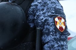 В Мирном экипаж Росгвардии обнаружил и задержал похитителя вещей у отдыхающих в кафе В Мирном экипаж Росгвардии обнаружил и задержал похитителя вещей у отдыхающих в кафе