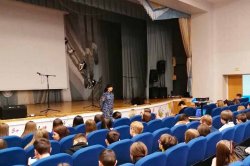 Росгвардия продолжает знакомить ямальских школьников с возможностью обучения в ведомственных ВУЗах Росгвардия продолжает знакомить ямальских школьников с возможностью обучения в ведомственных ВУЗах