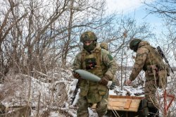 Артиллеристы Росгвардии совместно с операторами БПЛА отработали поражение объектов противника в ДНР (видео) Артиллеристы Росгвардии совместно с операторами БПЛА отработали поражение объектов противника в ДНР (видео)