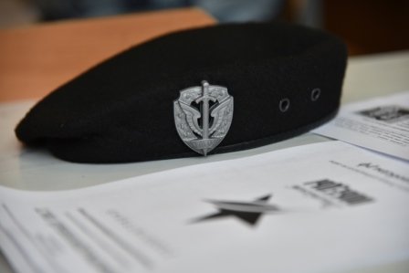 В Удмуртии росгвардейцы приняли участие в акции «Диктант Победы» В Удмуртии росгвардейцы приняли участие в акции «Диктант Победы»