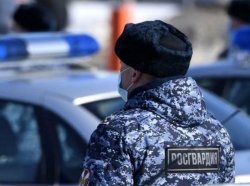 Наряд Росгвардии задержал северодвинца, подозреваемого в хищении алкогольных напитков Наряд Росгвардии задержал северодвинца, подозреваемого в хищении алкогольных напитков
