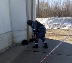 В Уральском филиале проверили готовность работников дежурной смены отделения «Иртыш» к попытке незаконного проникновения на территорию охраняемого объ В Уральском филиале проверили готовность работников дежурной смены отделения «Иртыш» к попытке незаконного проникновения на территорию охраняемого объ