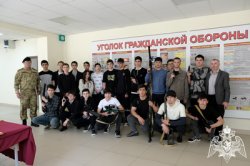 Дагестанские студенты побывали в гостях у бойцов ОМОН Росгвардии Дагестанские студенты побывали в гостях у бойцов ОМОН Росгвардии