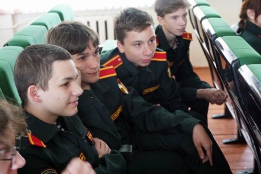 В Ульяновске кадеты «Гвардейской смены» приняли участие в викторине «День Победы» В Ульяновске кадеты «Гвардейской смены» приняли участие в викторине «День Победы»