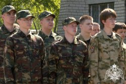 Росгвардейцы поздравили подшефные ведомству классы с окончанием учебного года Росгвардейцы поздравили подшефные ведомству классы с окончанием учебного года