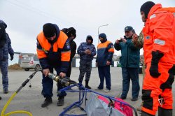 Учебно-методический сбор росгвардейцев – нештатных спасателей на воде состоялся на Ямале Учебно-методический сбор росгвардейцев – нештатных спасателей на воде состоялся на Ямале