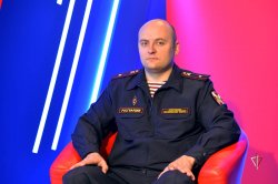Росгвардия напомнила ямальским телезрителям о правилах безопасного обращения с оружием перед началом охоты на бурого медведя (Видео) Росгвардия напомнила ямальским телезрителям о правилах безопасного обращения с оружием перед началом охоты на бурого медведя (Видео)