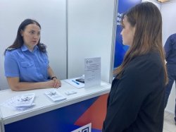 Приставы Коми приняли участие во Всероссийской ярмарке трудоустройства Приставы Коми приняли участие во Всероссийской ярмарке трудоустройства