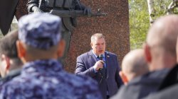 В Нарьян-Маре росгвардейцы поддержали патриотическую акцию в честь Дня ветеранов боевых действий В Нарьян-Маре росгвардейцы поддержали патриотическую акцию в честь Дня ветеранов боевых действий