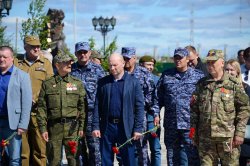 На Ямале Росгвардия почтила память ветеранов боевых действий На Ямале Росгвардия почтила память ветеранов боевых действий