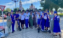 В Новгородской области накануне Дня семьи, любви и верности состоялось мероприятие «Безопасность матери и ребенка - семейный код ПДД» В Новгородской области накануне Дня семьи, любви и верности состоялось мероприятие «Безопасность матери и ребенка - семейный код ПДД»