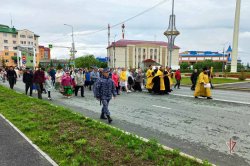 Росгвардия обеспечила правопорядок при проведении крестного хода в Салехарде Росгвардия обеспечила правопорядок при проведении крестного хода в Салехарде