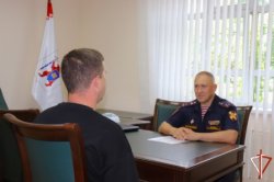 В Йошкар-Оле врио начальника регионального управления Росгвардии провел прием граждан в приемной Президента Российской Федерации В Йошкар-Оле врио начальника регионального управления Росгвардии провел прием граждан в приемной Президента Российской Федерации