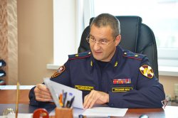 Заместитель командующего Уральским округом встретился с губернатором Ямала и проинспектировал спецподразделение Росгвардии Заместитель командующего Уральским округом встретился с губернатором Ямала и проинспектировал спецподразделение Росгвардии