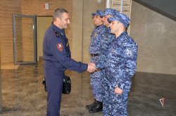 Заместитель командующего Уральским округом встретился с губернатором Ямала и проинспектировал спецподразделение Росгвардии Заместитель командующего Уральским округом встретился с губернатором Ямала и проинспектировал спецподразделение Росгвардии