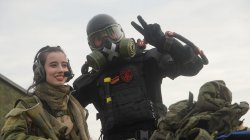 В Ненецком автономном округе Росгвардия наладила диалог с творческой молодежью на фестивале «Неформат83» В Ненецком автономном округе Росгвардия наладила диалог с творческой молодежью на фестивале «Неформат83»