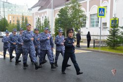 На Ямале Росгвардия приняла участие в мероприятиях, приуроченных ко Дню государственного флага На Ямале Росгвардия приняла участие в мероприятиях, приуроченных ко Дню государственного флага