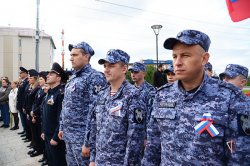 На Ямале Росгвардия приняла участие в мероприятиях, приуроченных ко Дню государственного флага На Ямале Росгвардия приняла участие в мероприятиях, приуроченных ко Дню государственного флага