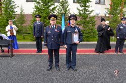 На Ямале Росгвардия приняла участие в мероприятиях, приуроченных ко Дню государственного флага На Ямале Росгвардия приняла участие в мероприятиях, приуроченных ко Дню государственного флага