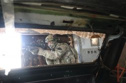Спецназ Росгвардии совместно с сотрудниками ФСБ ликвидировал заминированный подземный схрон-ловушку в ЛНР Спецназ Росгвардии совместно с сотрудниками ФСБ ликвидировал заминированный подземный схрон-ловушку в ЛНР