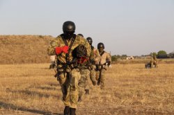 Сотрудника спецназа Северо-Кавказского округа Росгвардии отработали беспарашютное десантирование в Северной Осетии Сотрудника спецназа Северо-Кавказского округа Росгвардии отработали беспарашютное десантирование в Северной Осетии