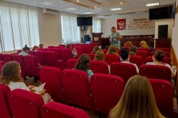 Эксперт общества «Знание» провела лекцию для судебных приставов Эксперт общества «Знание» провела лекцию для судебных приставов