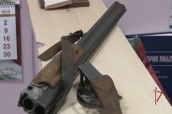 Сотрудники лицензионно-разрешительной службы Росгвардии подвели итоги работы в августе на Ямале Сотрудники лицензионно-разрешительной службы Росгвардии подвели итоги работы в августе на Ямале