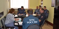 Новгородская Росгвардия, МЧС, УМВД взаимодействуют по вопросам гражданской обороны Новгородская Росгвардия, МЧС, УМВД взаимодействуют по вопросам гражданской обороны