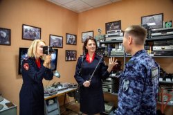 Учебно-методический сбор с начальниками пресс-служб Уральского округа Росгвардии завершился в Челябинске Учебно-методический сбор с начальниками пресс-служб Уральского округа Росгвардии завершился в Челябинске