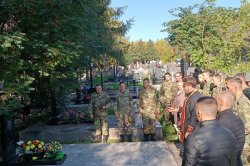 Бойцы спецназа ГУФСИН России по Красноярскому краю встретились с родственниками сослуживцев, погибших при выполнении служебных обязанностей Бойцы спецназа ГУФСИН России по Красноярскому краю встретились с родственниками сослуживцев, погибших при выполнении служебных обязанностей