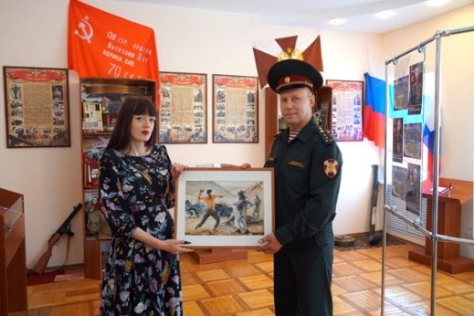 Картины ульяновской художницы пополнили фонд музея управления Росгвардии Картины ульяновской художницы пополнили фонд музея управления Росгвардии