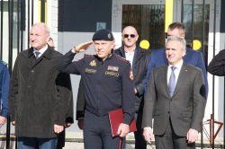 Генерал-полковник Анатолий Маликов открыл новое здание центра лицензионно-разрешительной работы в Тюмени Генерал-полковник Анатолий Маликов открыл новое здание центра лицензионно-разрешительной работы в Тюмени